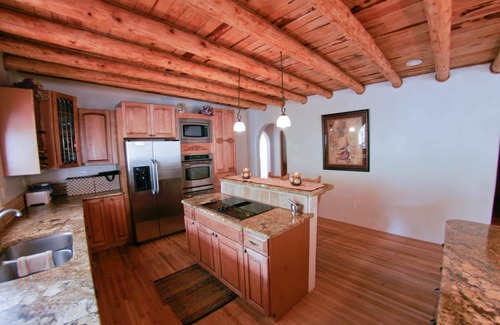 Taos Villa | Presidential Grand Villa In The Taos Canyon- Taos, New Mexico