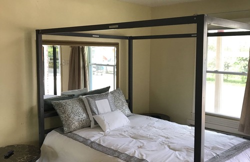 Matteson Hotel | Presidential Inn & Suites