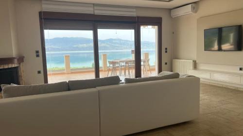 Mytilene Apartment | Presidential Sea View