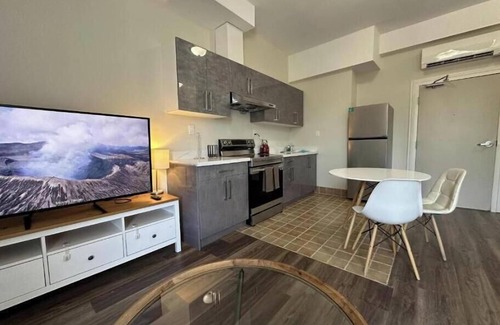 Durham Region Apartment | Presidential Suite