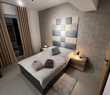 Zator Apartment | Prestige 12