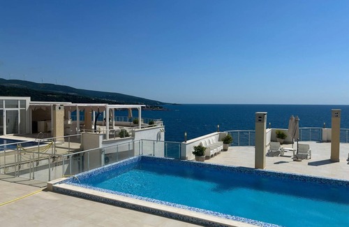 Bar Apartment | Prestige Apartment - Sea View, Private Beach, Pools & Fitness