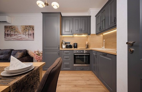 Varna City Centre Apartment | Prestige Central Apartments- Apartment 3