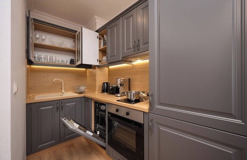 Varna City Centre Apartment | Prestige Central Apartment 4