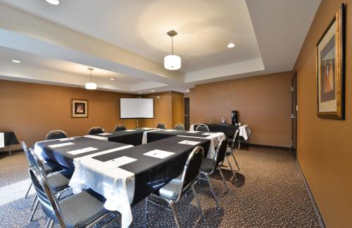East Kootenay Hotel | Prestige Cranbrook Hotel, BW Premier Collection