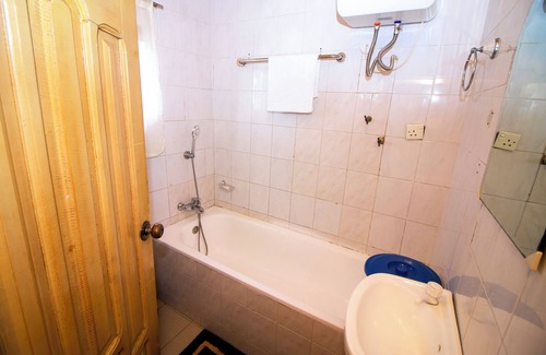 Kumasi Bed & Breakfast | PRESTIGE GUESTHOUSE Ksi