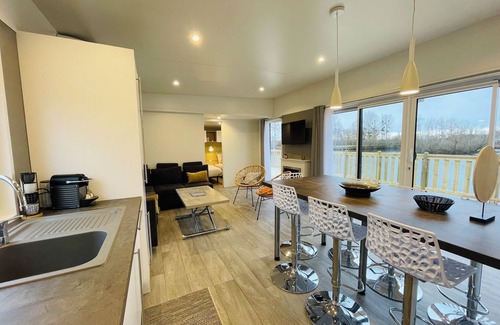 Gravon House | Prestige lodge on the water (8 people)