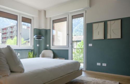 Madonna di Tirano Apartment | Prestige Main Apartment - Just 30 Seconds Walk to Bernina Express