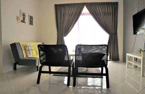 Bandar Kota Bharu House | Prestige Mutiara 8 (20C) | 3 BR for 7 Pax