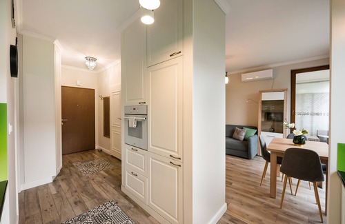 Bemowo Apartment | Prestige Verdant Apartment
