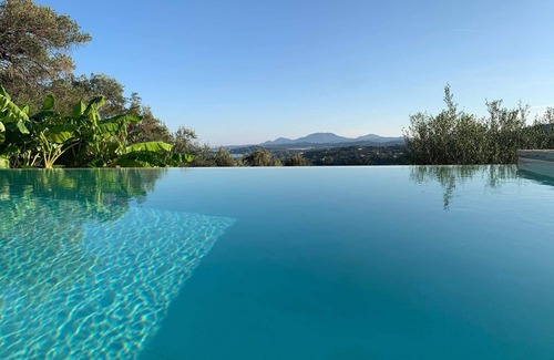 Agios Markos Villa | PRESTIGE VILLAS 'Tree Tops' - North East Coast Villa with infinity pool.