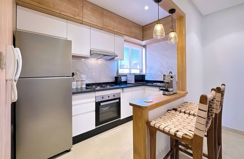Menara Apartment | Prestigia Saphir : Appartement Moderne avec Terrasse, Piscine et Fibre Optique