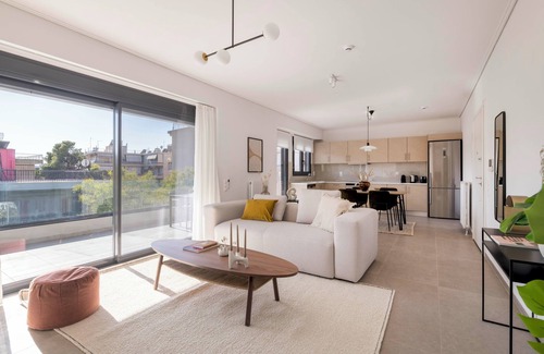 Marousi Apartment | Prestigious 3BR Apartment in Marousi