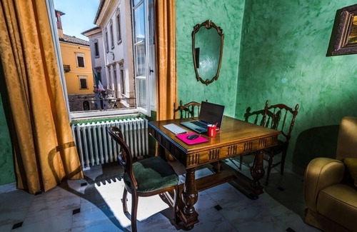 Orte Apartment | PRESTIGIOUS APARTMENT 30 MINUTES FROM ROME
