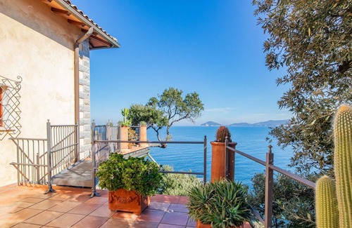 Marciana Marina Villa | Prestigious beachfront luxury villa with private access to the beach.