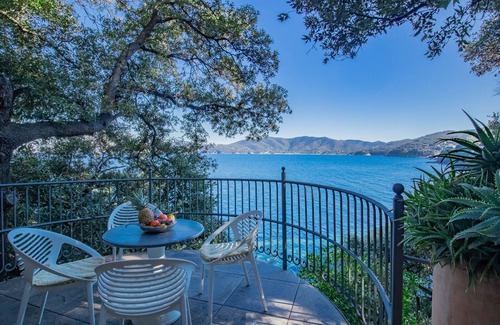 Marciana Marina Villa | Prestigious beachfront luxury villa with private access to the beach.