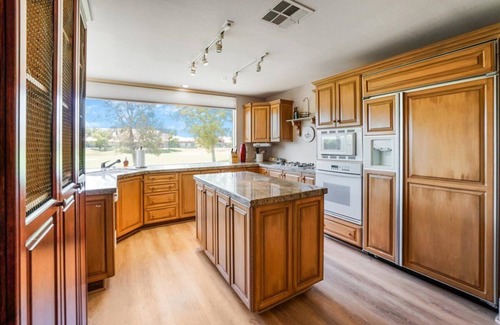Rancho Mirage House | Prestigious Fairway Living – Luxe 2BR on 7th Hole, Mission Hills
