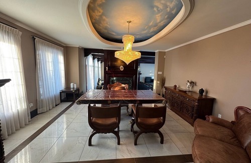 Beloeil House | Prestigious Mansion in Beloeil