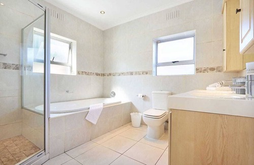 Cape Town Villa | Prestigious Villa