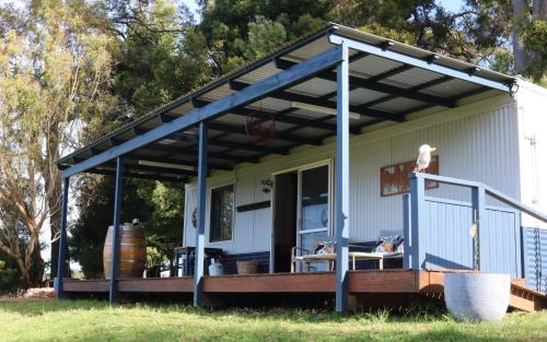 Lowden House | Preston Valley Retreat
