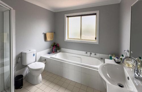 Prestons Apartment | Prestons Dream Holiday 4 Bedroom