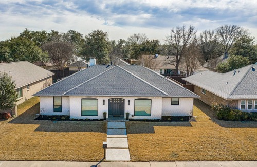 Far North Dallas House | Prestonwood Modern Gorgeous 4 Bed 3 Bath Home Pool