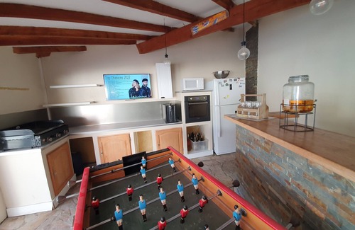 Chateauneuf-les-Martigues Villa | Pretty villa with swimming pool + T2 for 11 people 10 minutes from the sea!