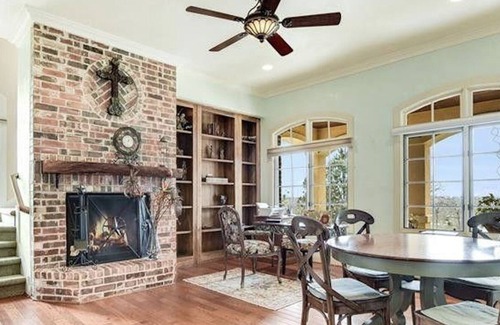 Smithville House | Pretty and peaceful ranch min from Austin airport & Circuit of the Americas
