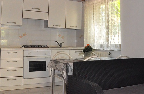 Gianola Apartment | pretty apartment in the Villa Lidia EG on the left, for 4 pers 10min on foot sea