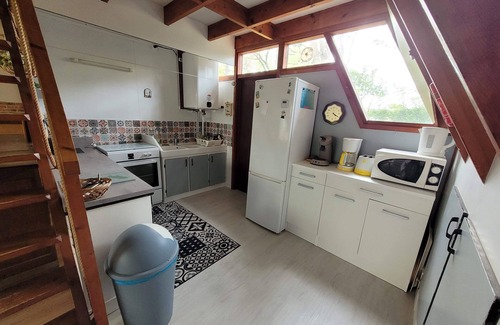 Ver-sur-Mer House | Pretty atypical chalet by the sea with a 2500 m² garden