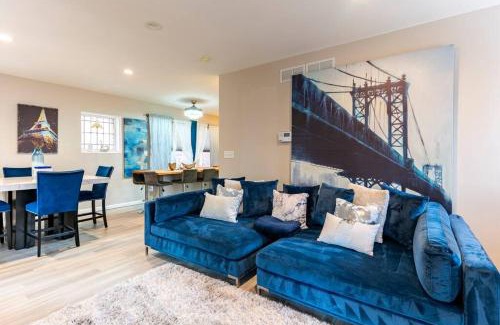 St. Louis House | Pretty Blue Bungalow