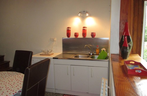 Belle-Isle-en-Terre Cottage | Pretty Breton Cottage recently refurbished 2 bedrooms central to all amenities