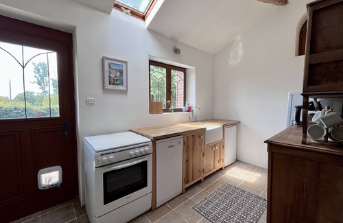 Saint-Leger-Magnazeix Cottage | Pretty Cottage in a Rural Village!