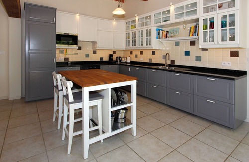 Cherac House | Pretty Charentaise villa with enclosed garden, private heated pool, sleeps 8 + 2