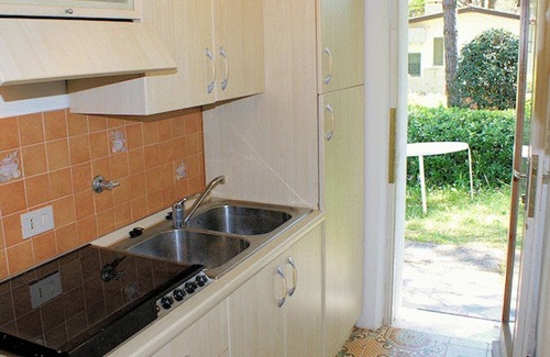 Lignano Riviera Villa | Pretty duplex for 5 guests in an oasis of greenery in Lignano Riviera