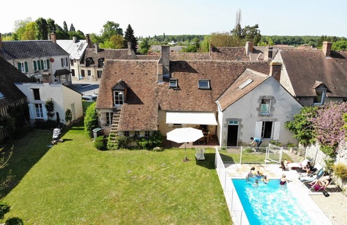 Ingrannes House | PRETTY FAMILY POOL HOUSE IN THE ORLEANS FOREST