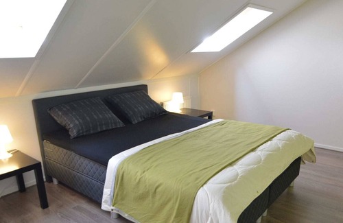 Haaksbergen Apartment | Pretty Farmhouse in Haaksbergen near Forest