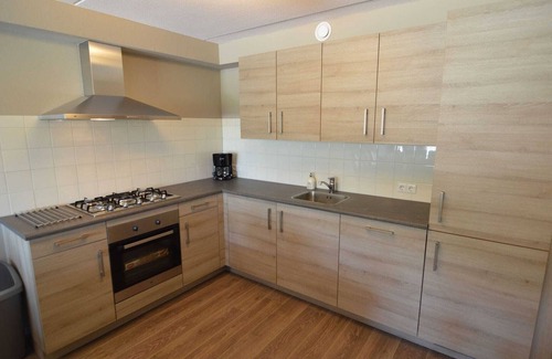 Haaksbergen Apartment | Pretty Farmhouse in Haaksbergen near Forest