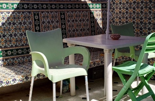El Hafsia Apartment | Pretty furnished studio with terrace