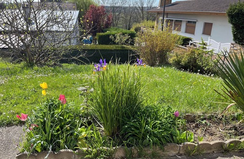 Abrest House | pretty house 5 minutes from vichy, 5 minutes walk from the greenway