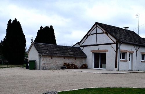 La Ferte-Saint-Cyr House | Pretty house at the gates of Chambord