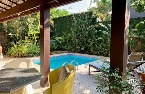 Sao Sebastiao House | Pretty house with pool and amazing garden