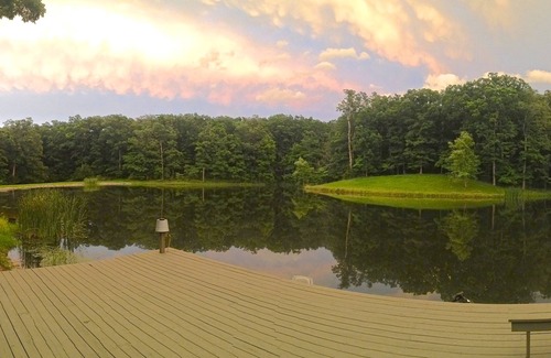 Easley Cabin | Pretty Lake Guest House On 30 Acres - Minutes From Columbia
