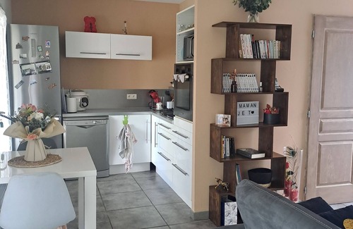 Vedene House | Pretty little house near Avignon FOR 2 PEOPLE with private pool