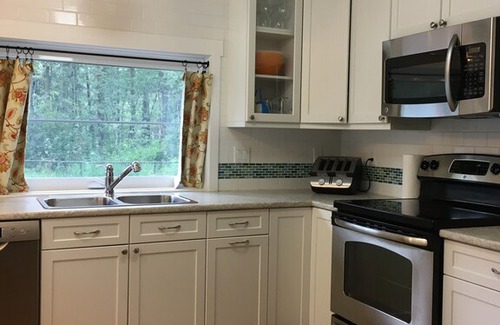 Division No. 11 Cabin | Pretty Little Pet Friendly Pigeon Lake Cabin for Rent, plus option to add RV