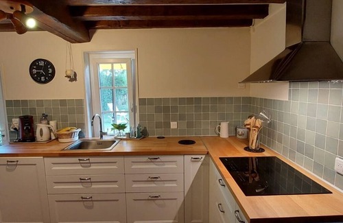 Landepereuse House | Pretty Norman house with orchard