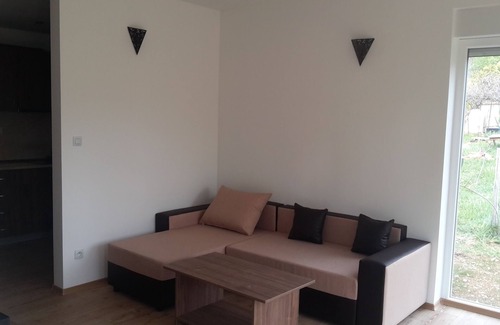 Levens Cottage | pretty quiet and sunny house