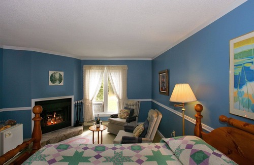 Grey Highlands House | Pretty River Valley Country Inn