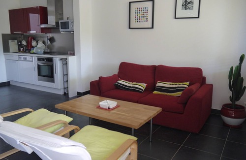 Le Rove House | Pretty town house facing SOUTH, Terrace, Sea & Calanques
