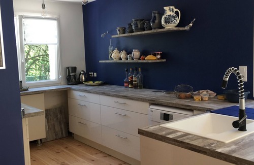Oullins House | Pretty villa in the countryside with private pool 2 minutes from Lyon